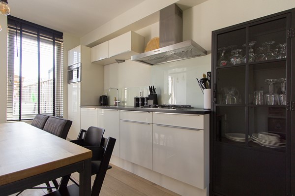Medium property photo - Mgr. Bekkersstraat 18, 5146 DV Waalwijk